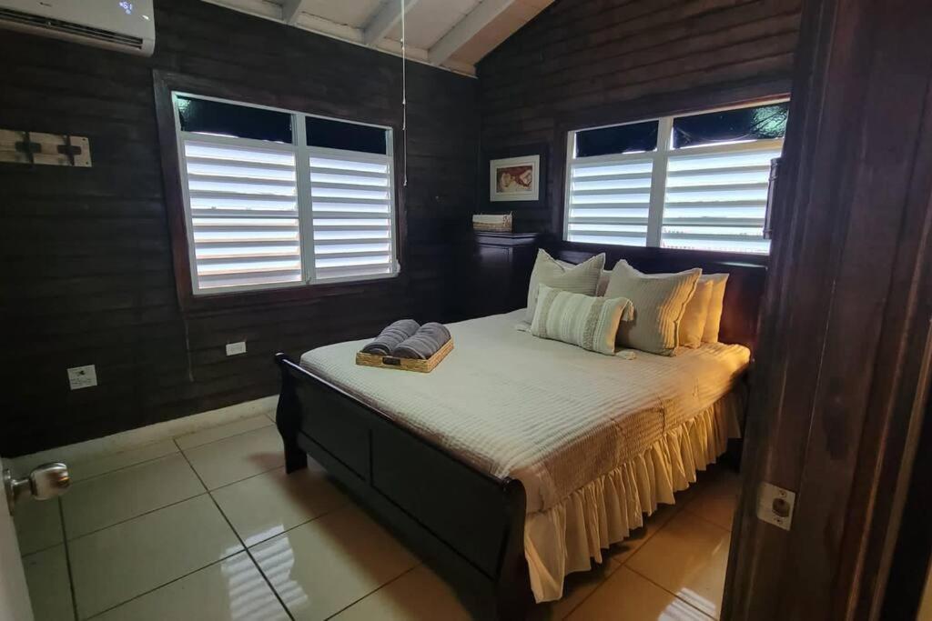 “La Choza” Beach Cabin En El Poblado De Boqueron Cabo Rojo Luaran gambar